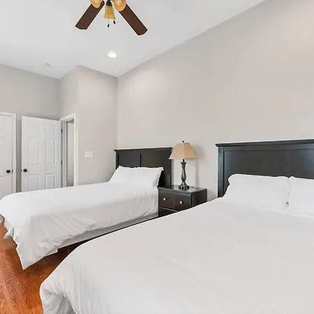 St Louis Tower Grove Two-Story Townhome Perfect For Groups Side B Exterior photo