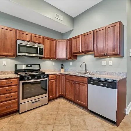 St Louis Tower Grove Two-Story Townhome Perfect For Groups Side B Exterior photo